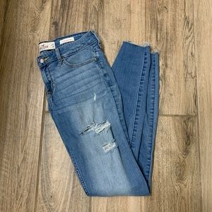 HOLLISTER blue light wash Jeans